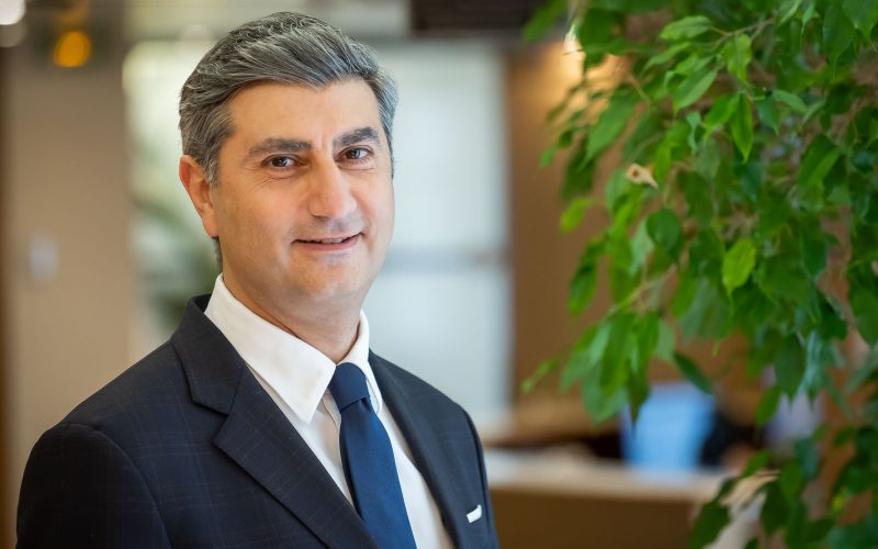 Avocat associé chez DESCLÈVES & Associés